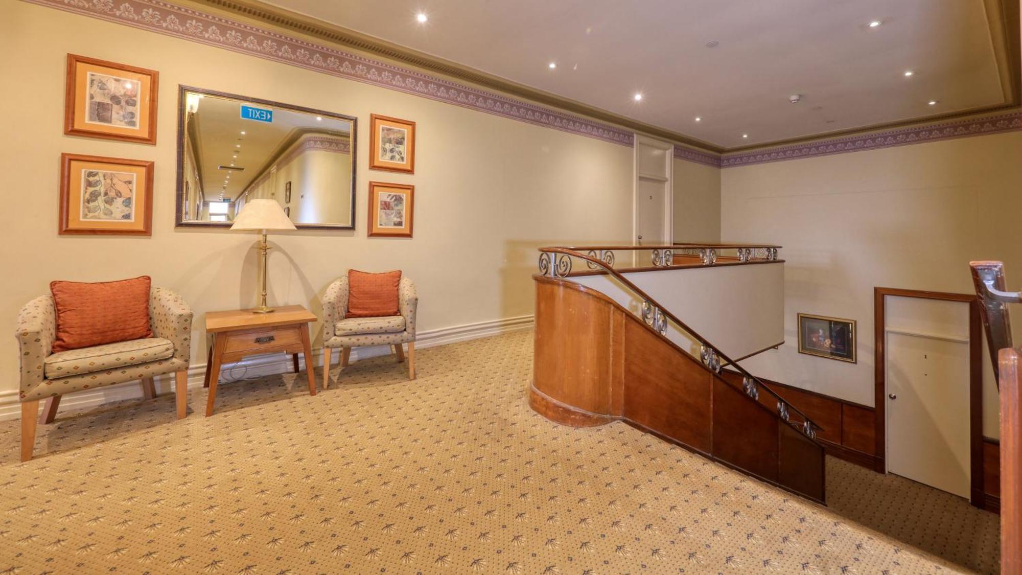 Royal Exchange Hotel Брокен-Хилл Экстерьер фото
